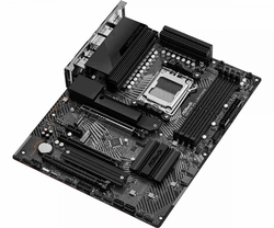 ASRock X670E PG LIGHTNING