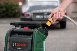 Bosch Fontus 18V Aku venkovní čistič