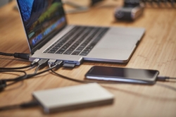 Epico USB-C HUB PRO - silver