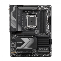 GIGABYTE X670 GAMING X AX