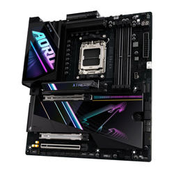 GIGABYTE X870E AORUS XTREME AI TOP