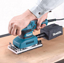 Makita BO3710