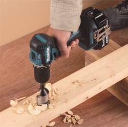 Makita DDF487RAJ Aku bezuhlíkový šroubovák Li-ion LXT 18V 2,0 Ah,Makpac