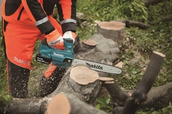 Makita DUC356PT2B