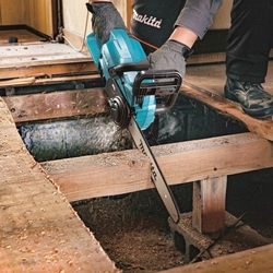 Makita DUC357RTX3