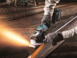 Makita GA005GM201 