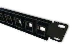 NE PATCH PANEL 19" 16p. neosazený, 1U