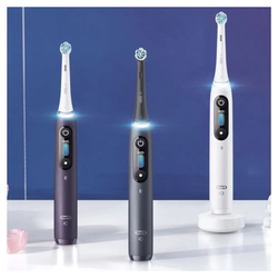 Oral-B iO Series 8 White Alabaster