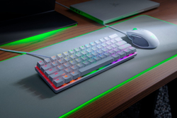 Razer Huntsman Mini Mercury Ed. (Clicky Purple Switch), US