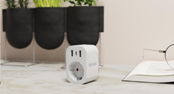 Tesla Smart Plug SP300 3 USB