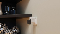 Tesla Smart Plug SP300 3 USB