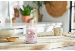 Yankee Candle Pink Cherry & Vanilla 567g