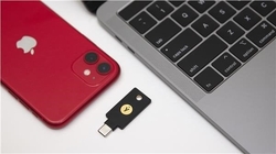 YubiKey 5C NFC - USB-C, klíč/token s vícefaktorovou autentizaci, podpora Smart Card (2FA)